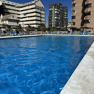 ático Con Piscina Privada E Impresionantes Vistas Al Mar En , Fuengirola España
